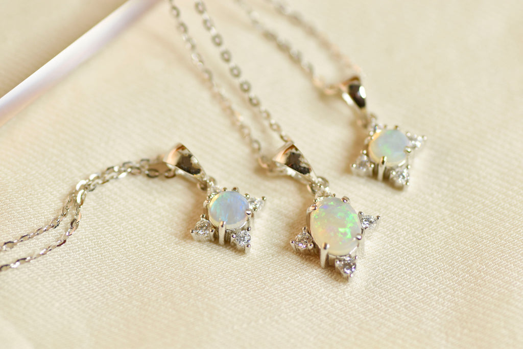 Opal Necklaces & Pendants