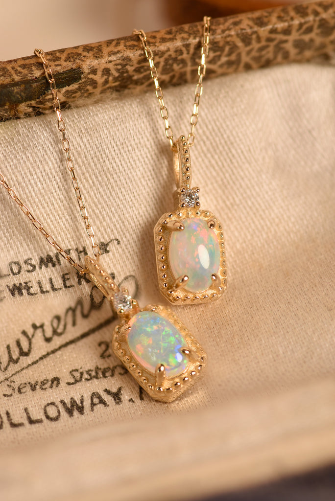 Belle Opal Necklaces with Diamonds in Yellow Gold - Mood Shot