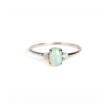 Classic Opal Ring