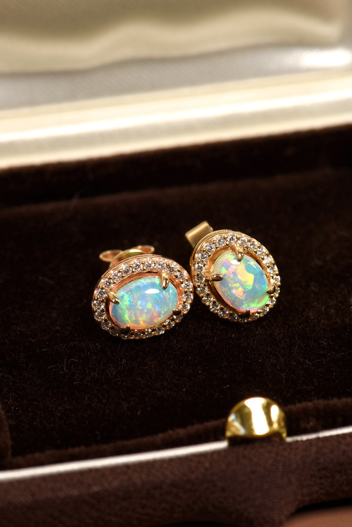 Galatea Grandeur Opal Earrings with Diamonds in Yellow Gold