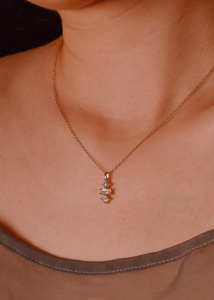 Katachi Opal Necklace in White Gold
