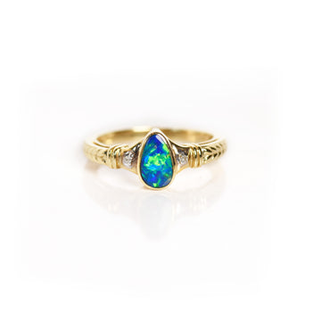 Wheat Opal Vintage Ring