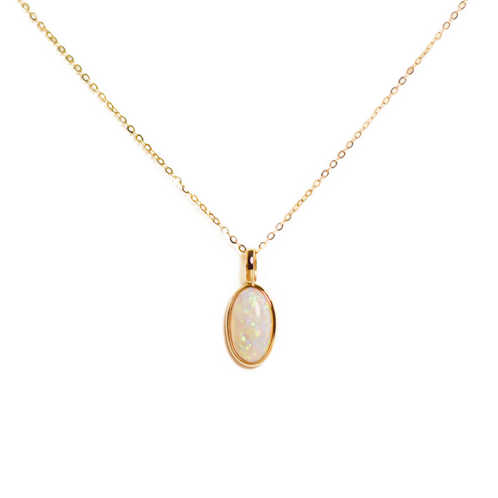 Elegance Opal Necklace in Yellow Gold